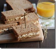 Cold chicken and mayo sandwich