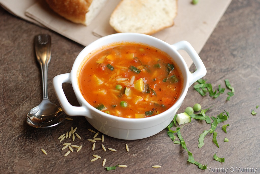 Quick Marinara and Vegetable Soup | Yummy O Yummy