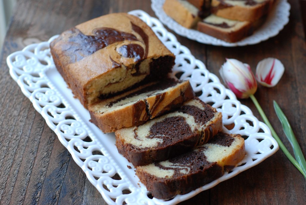 Eggless Marble Cake