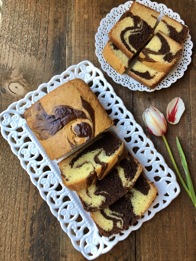 Eggless Marble Cake